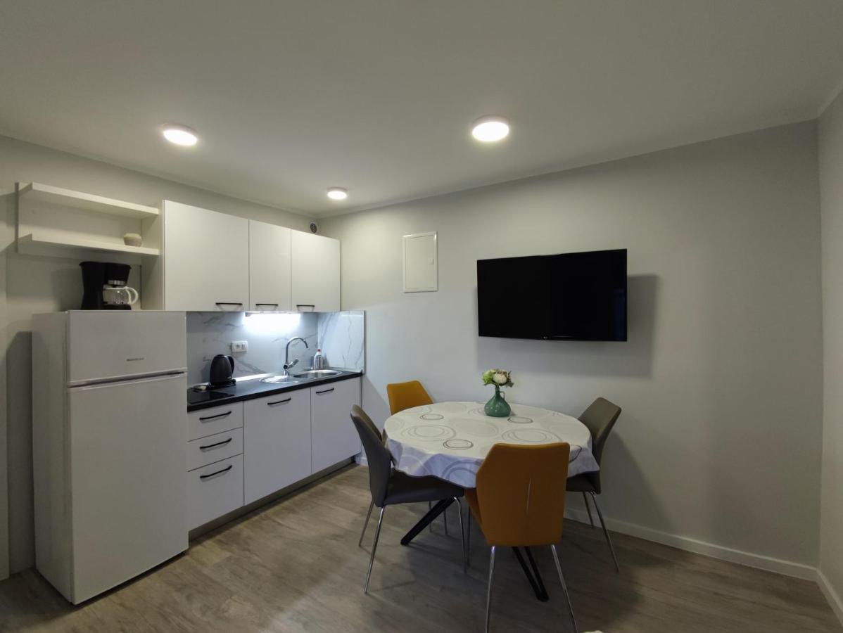 Apartments Ivancic Mimice Eksteriør billede